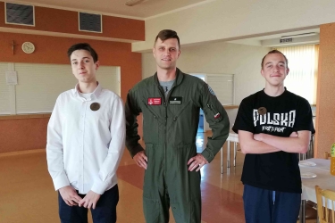 received_1903492743079452.jpeg